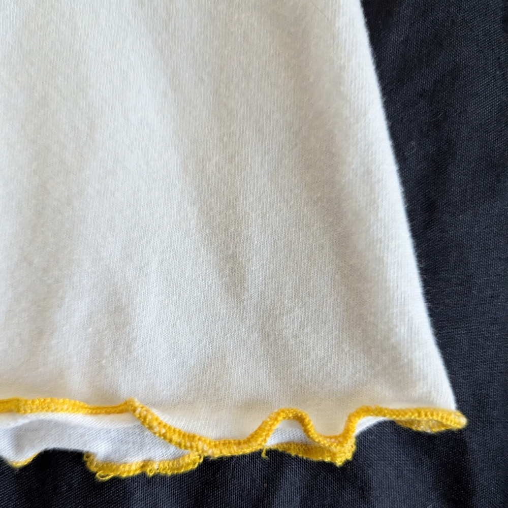 Monet Tournesols Cropped Tee - Picture 7 of 8